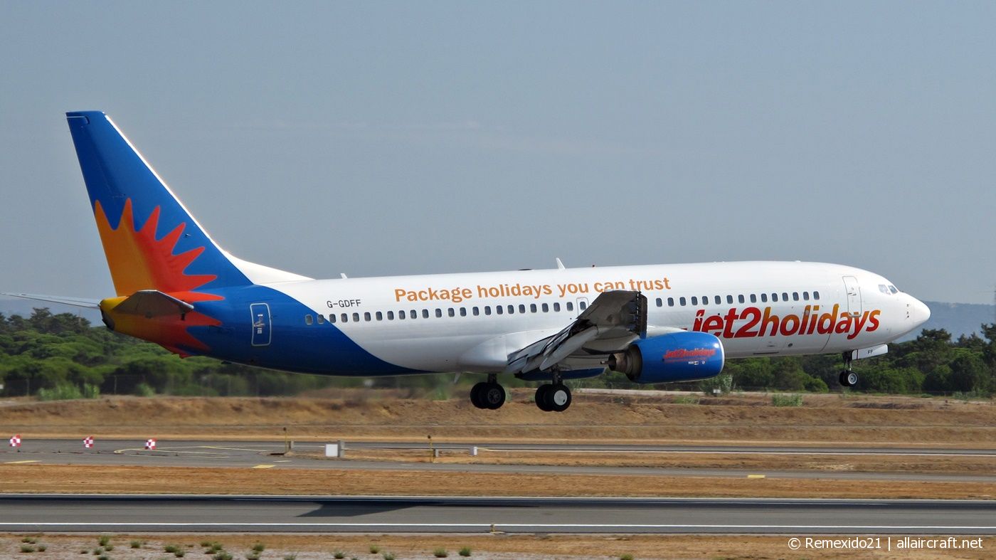 G-GDFF (28385) 1999 Boeing 737-85P