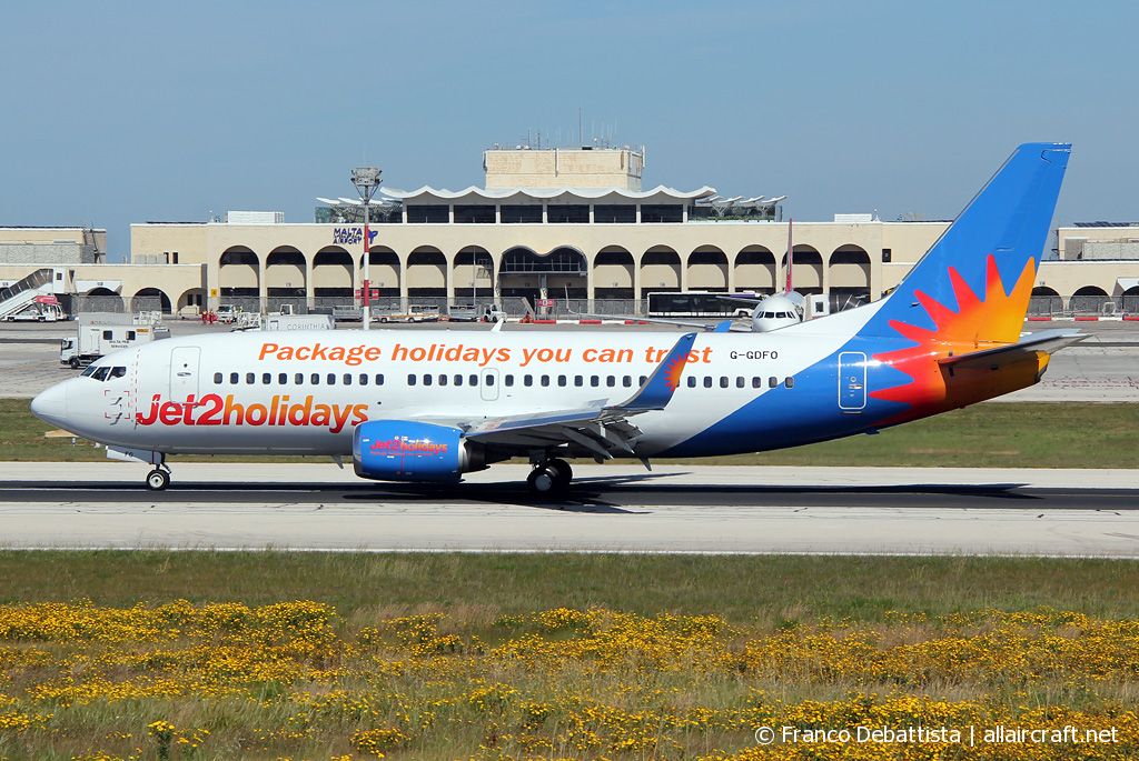 G-GDFO (28740) 1998 Boeing 737-3U3(WL)