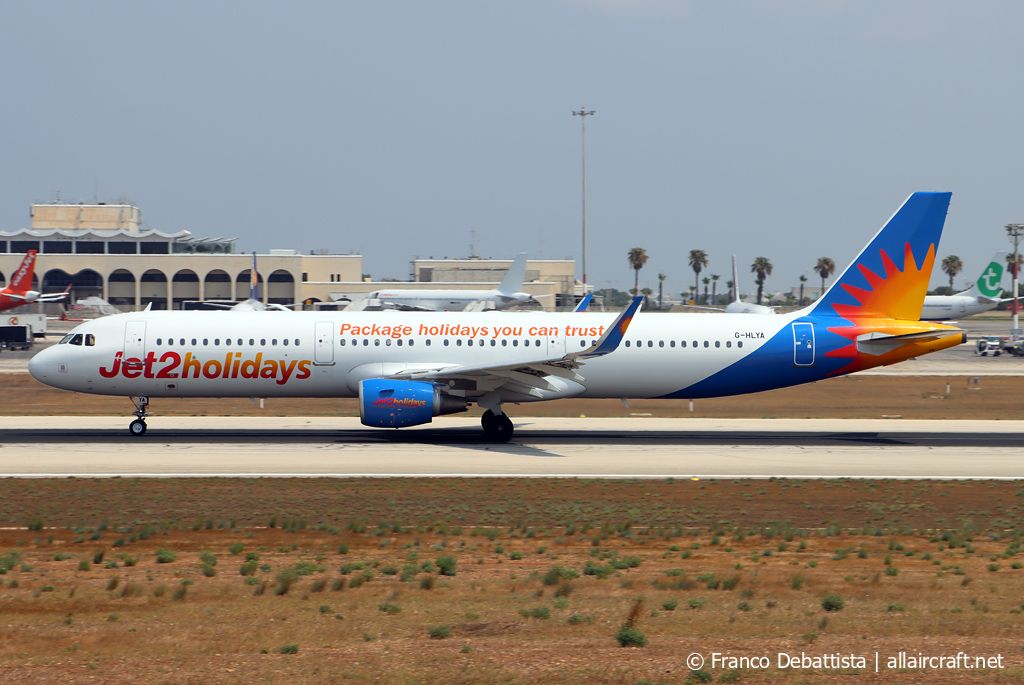 G-HLYA (6038) 2014 Airbus A321-211(WL)