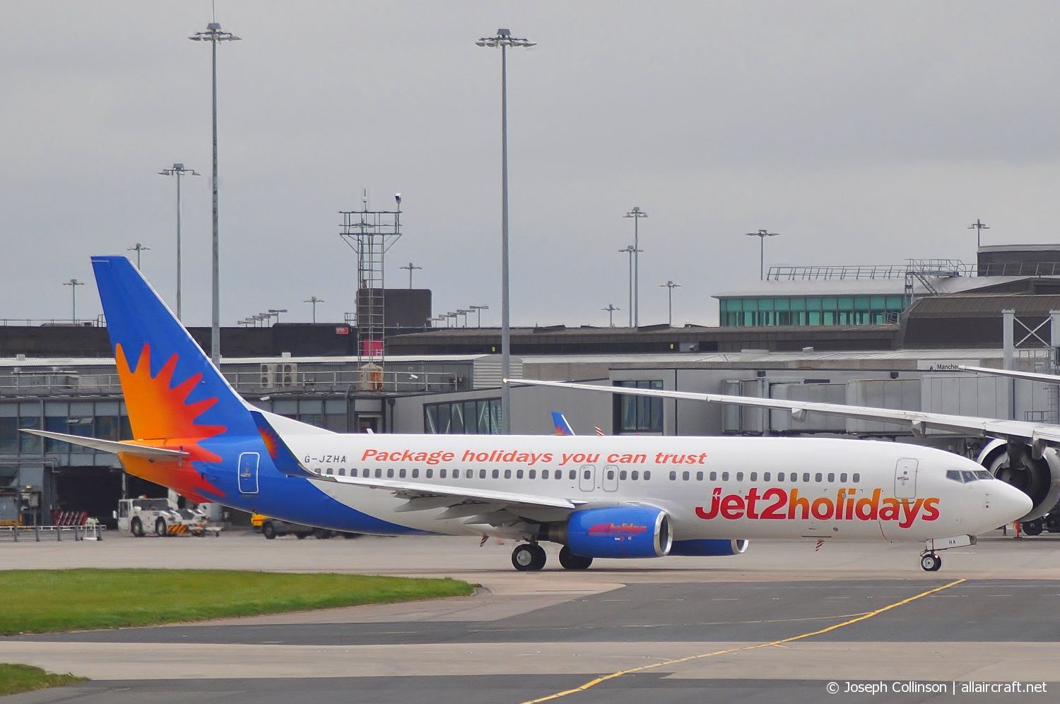 G-JZHA (30417) 2001 Boeing 737-8K5(WL)
