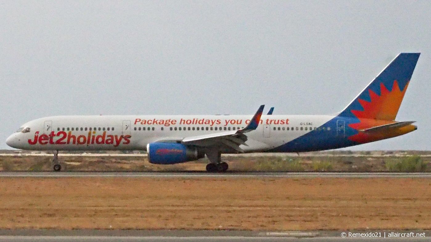 G-LSAC (25488) 1992 Boeing 757-23A(WL)