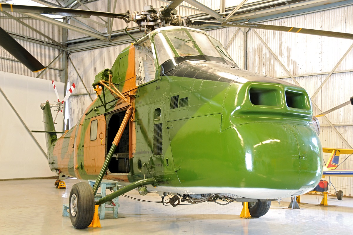 H4K-64/30 (58-1117) Sikorsky S-58T