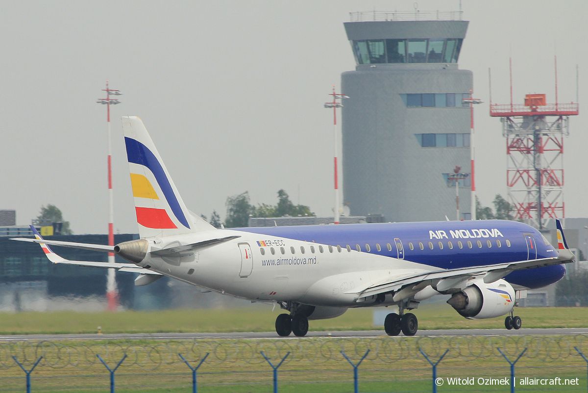 ER-ECC (cn 19000130) Embraer 190-100IGW