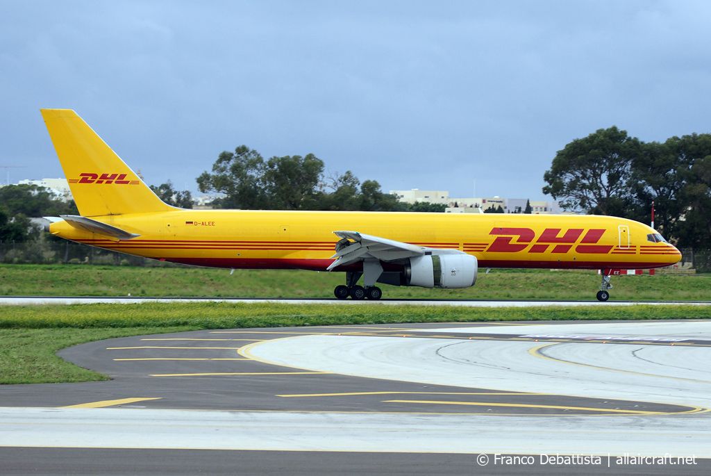 D-ALEE (22183) 1984 Boeing 757-236(SF)