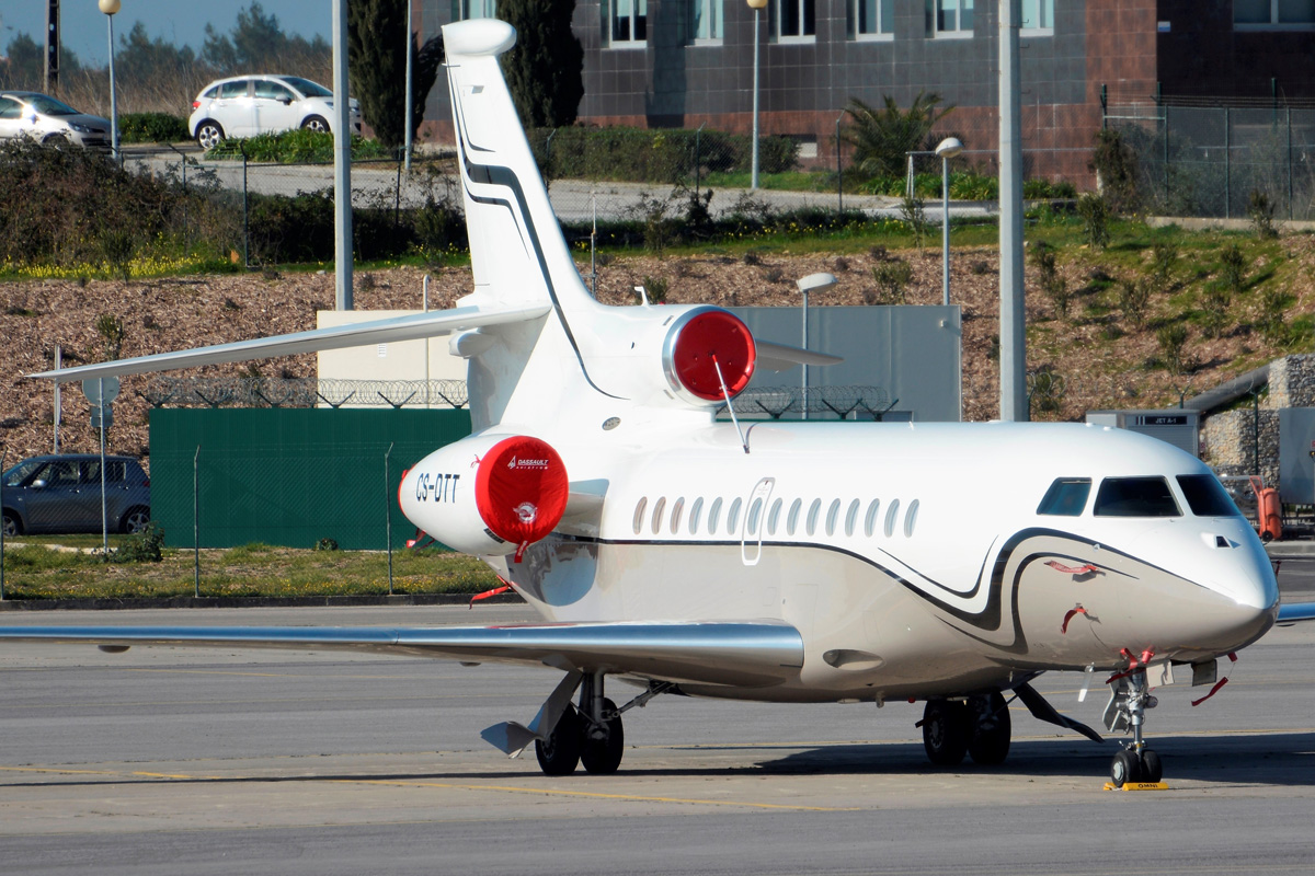 CS-DTT (154) 2012 Dassault Falcon 7X