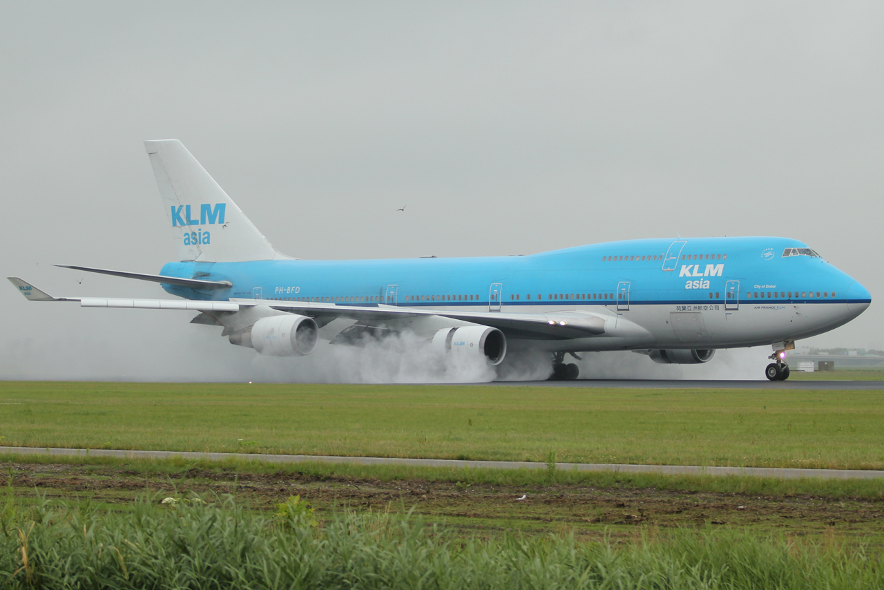 PH-BFD (24001) 1989 Boeing 747-406