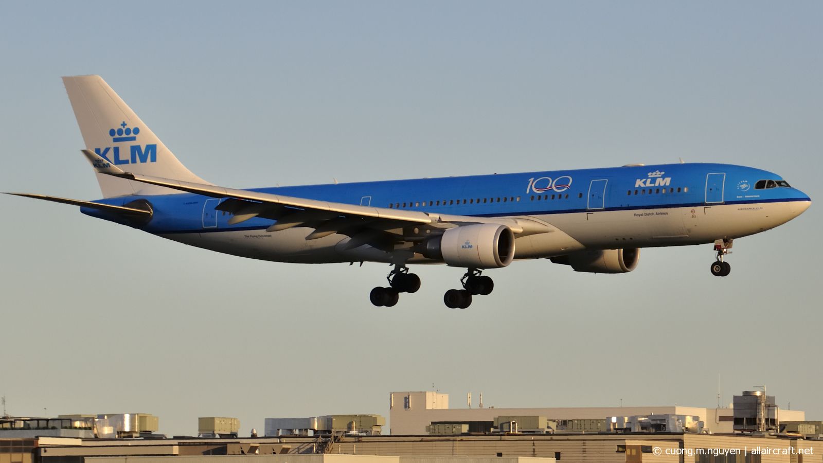 PH-AOA (682) 2005 Airbus A330-203