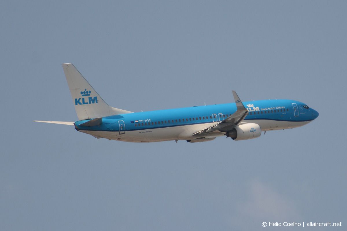PH-HSE (39259) 2011 Boeing 737-8K2(WL)