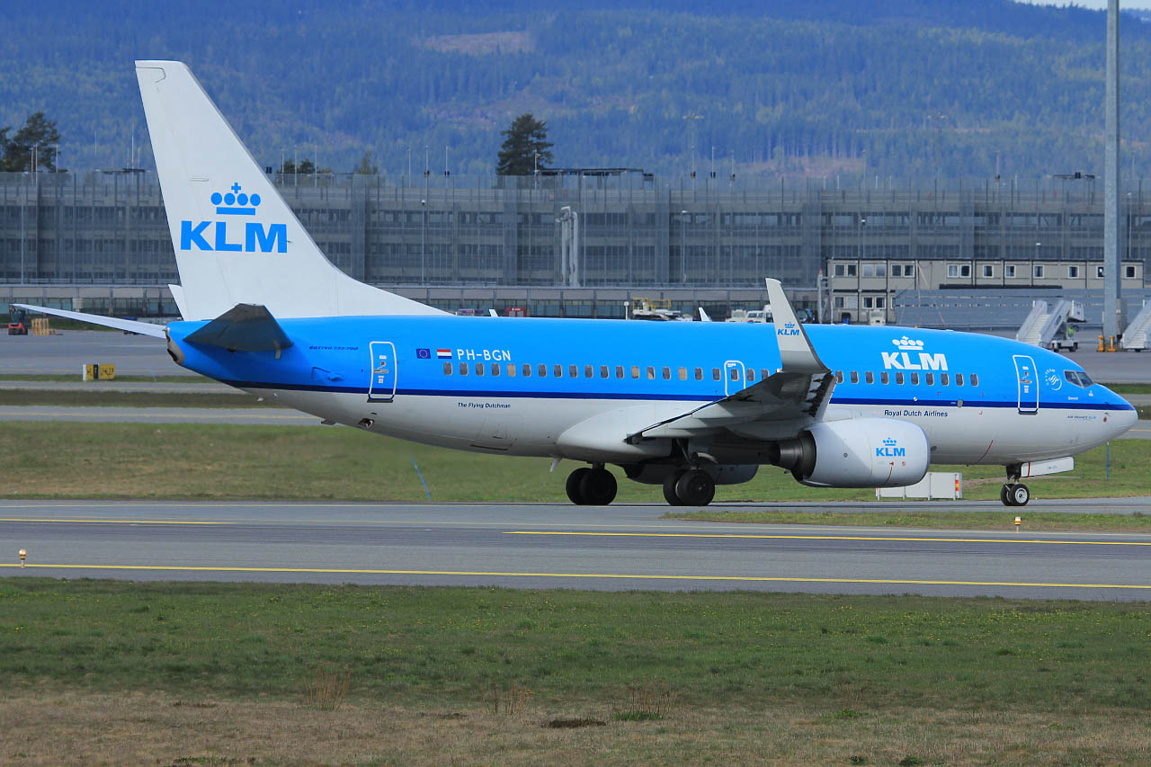 PH-BGN (38125) 2011 Boeing 737-7K2(WL)