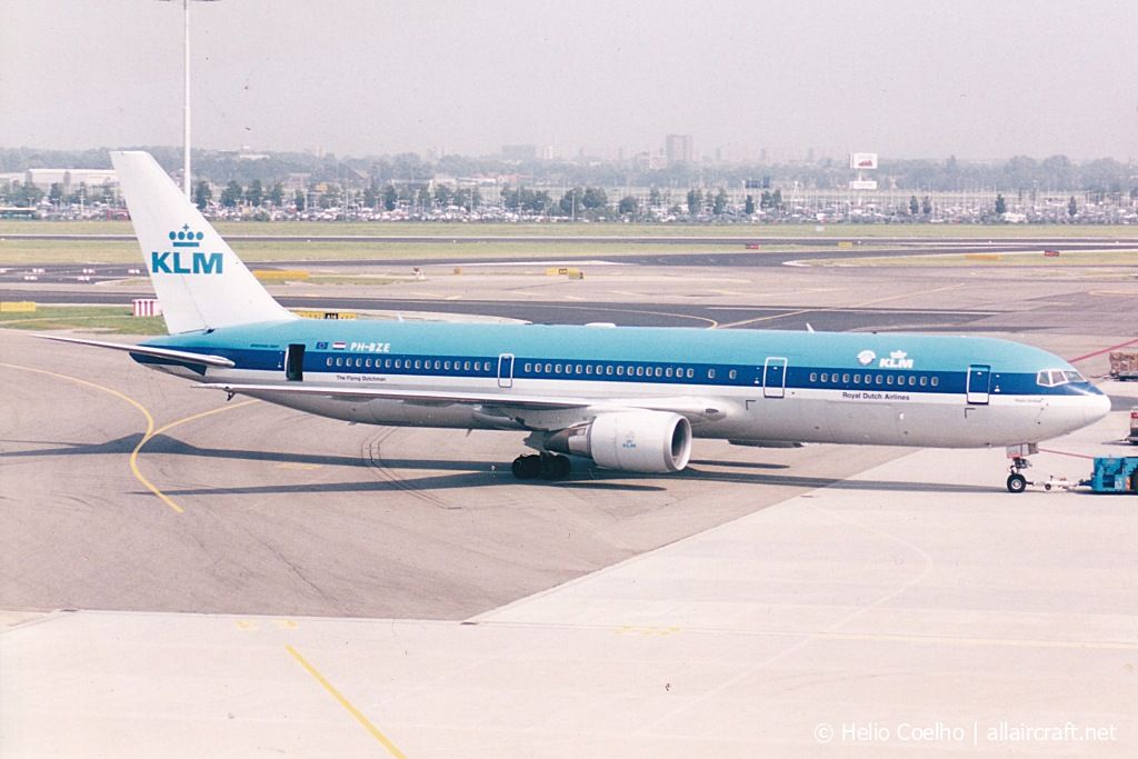 PH-BZE (28098) 1996 Boeing 767-306ER