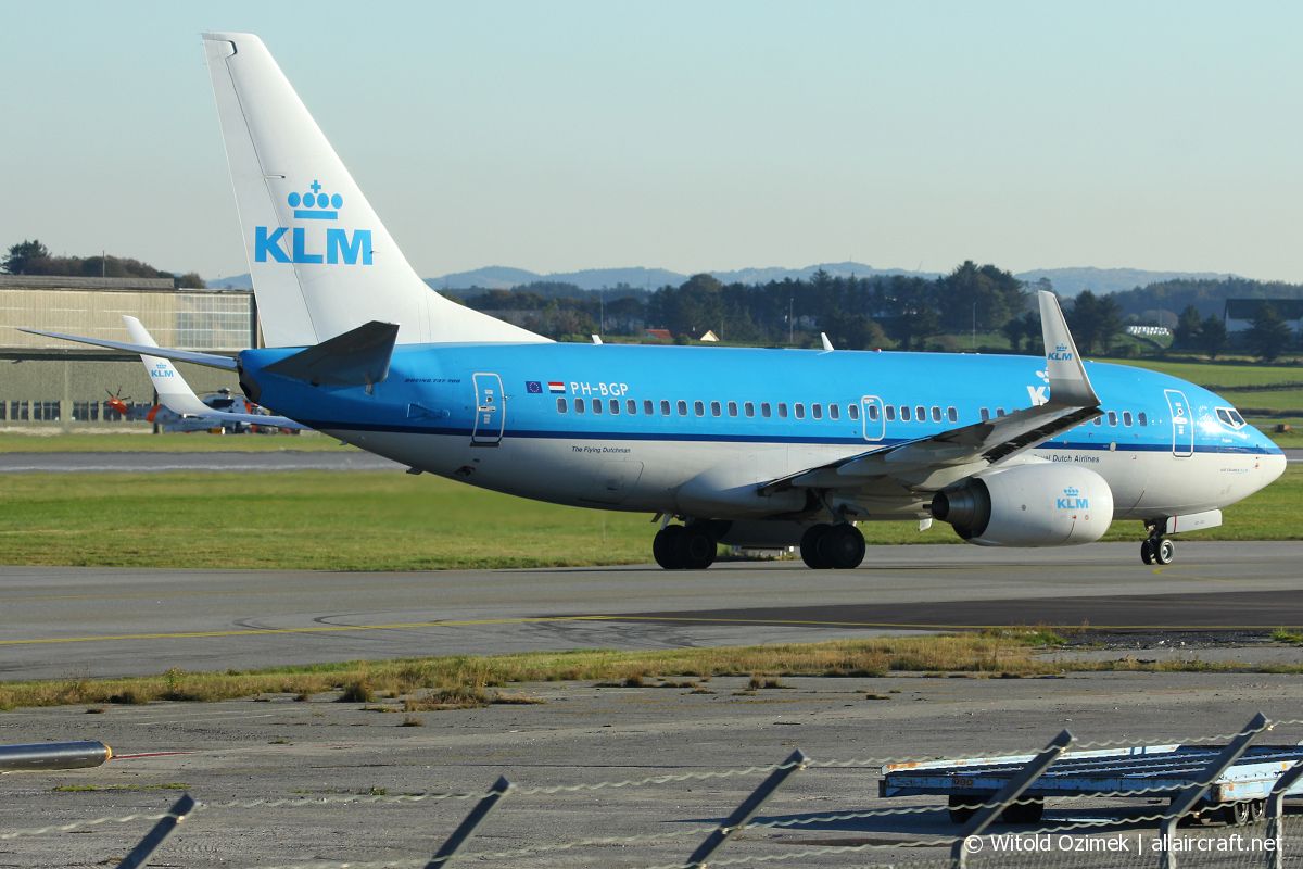 PH-BGP (38127) 2011 Boeing 737-7K2(WL)