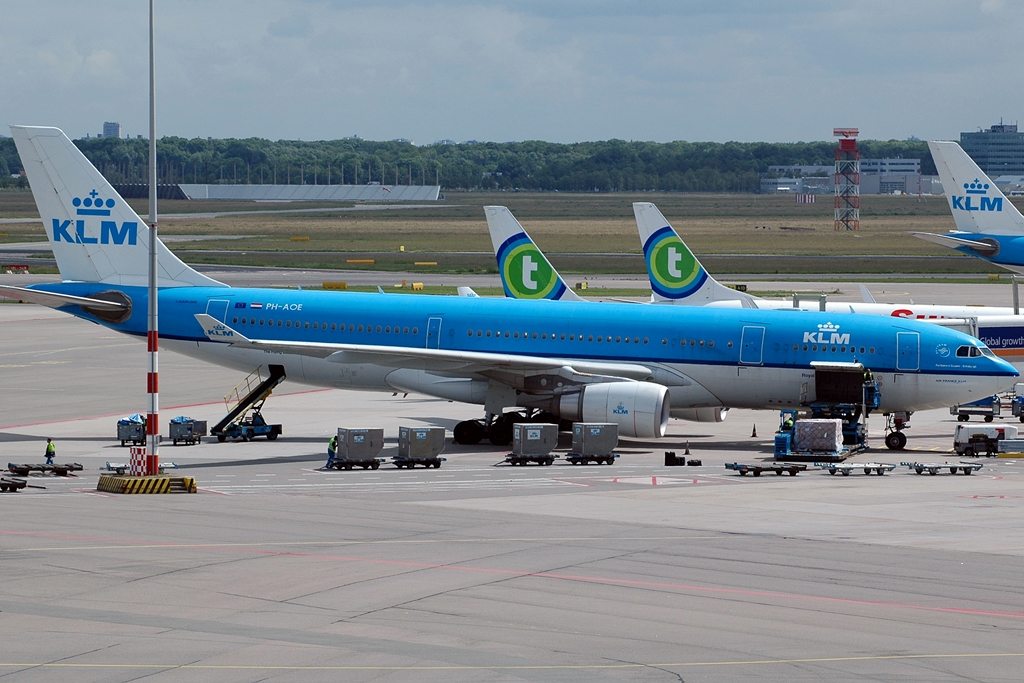 PH-AOE, (cn 770), Airbus A330-203