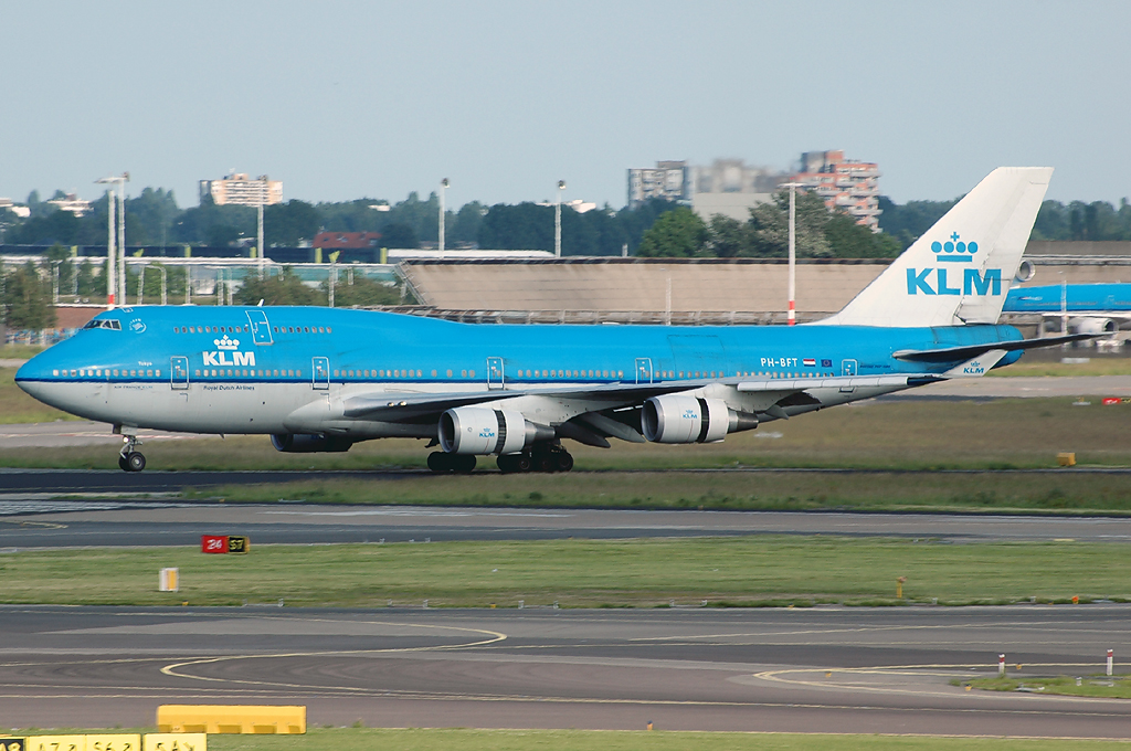 PH-BFT (28459) 1997 Boeing 747-406M