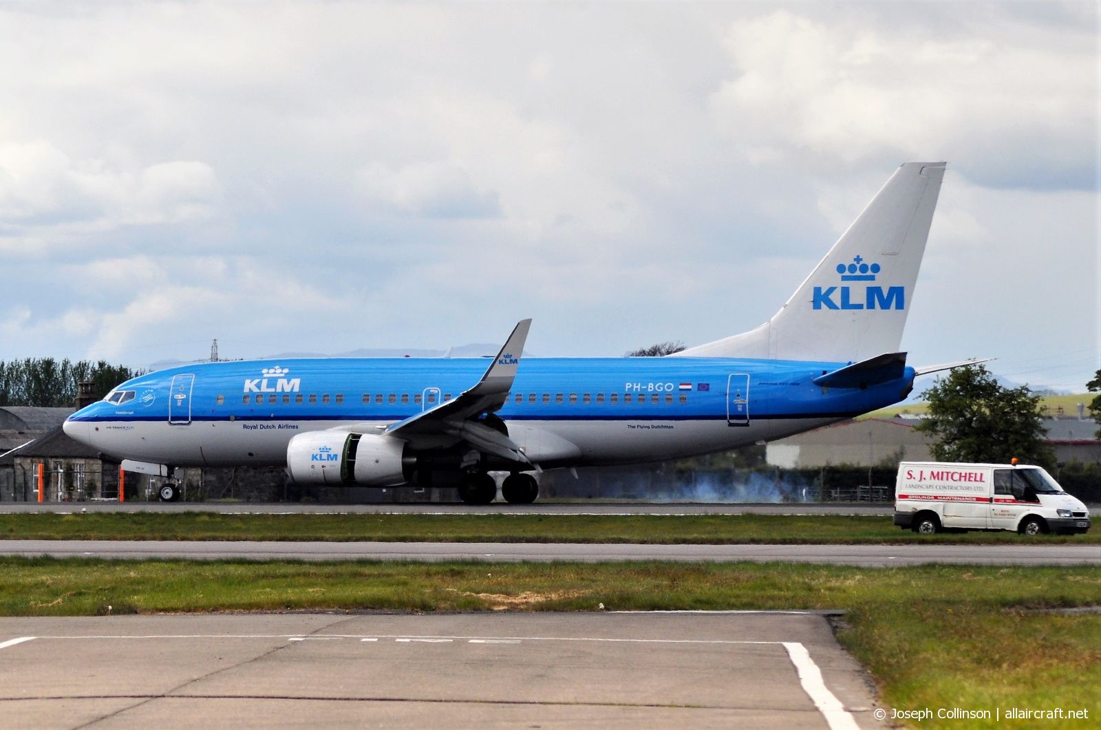 PH-BGO (38126) 2011 Boeing 737-7K2 WL