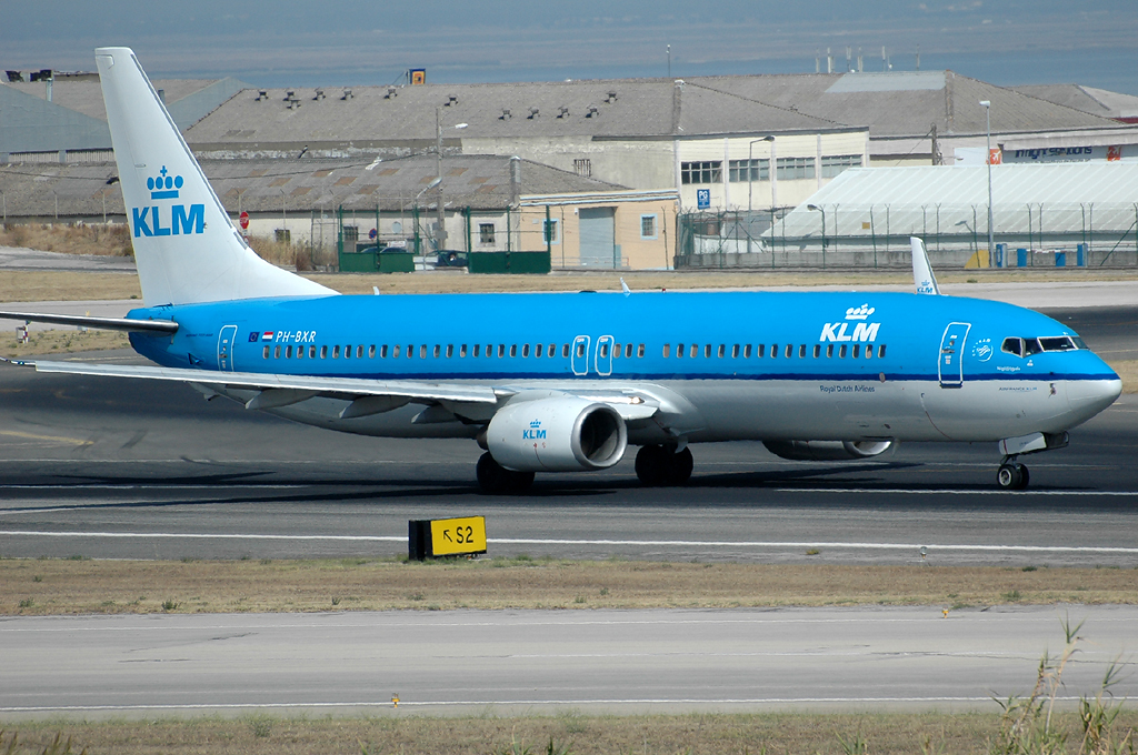 PH-BXR (29601) 2001 Boeing 737-9K2