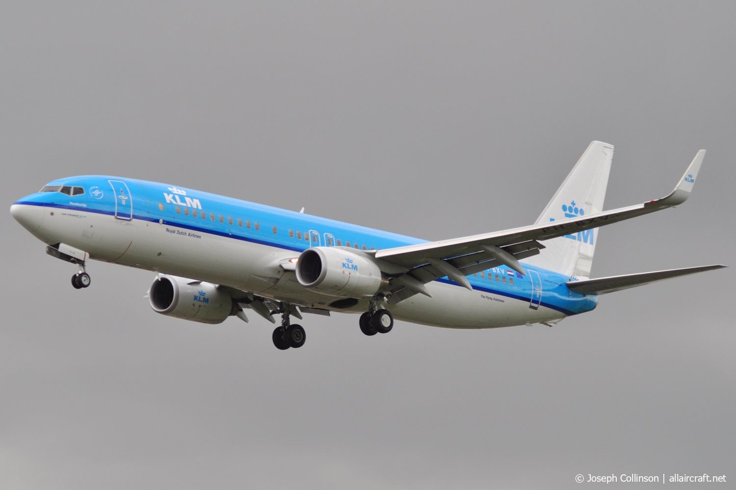 PH-BXV (30370) 2007 Boeing 737-8K2(WL)