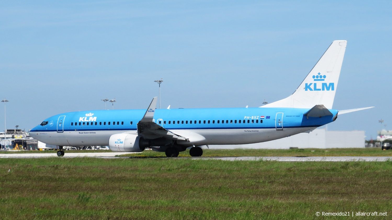 PH-BXZ (30368) 2008 Boeing 737-8K2(WL)