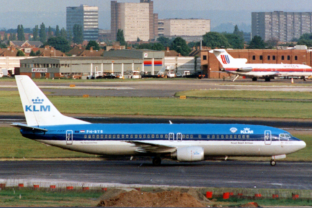 PH-BTB (25423) 1991 Boeing 737-406