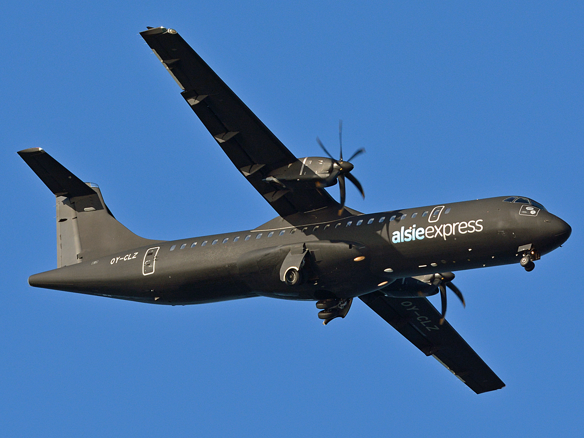 OY-CLZ (818) 2008 ATR-72-500