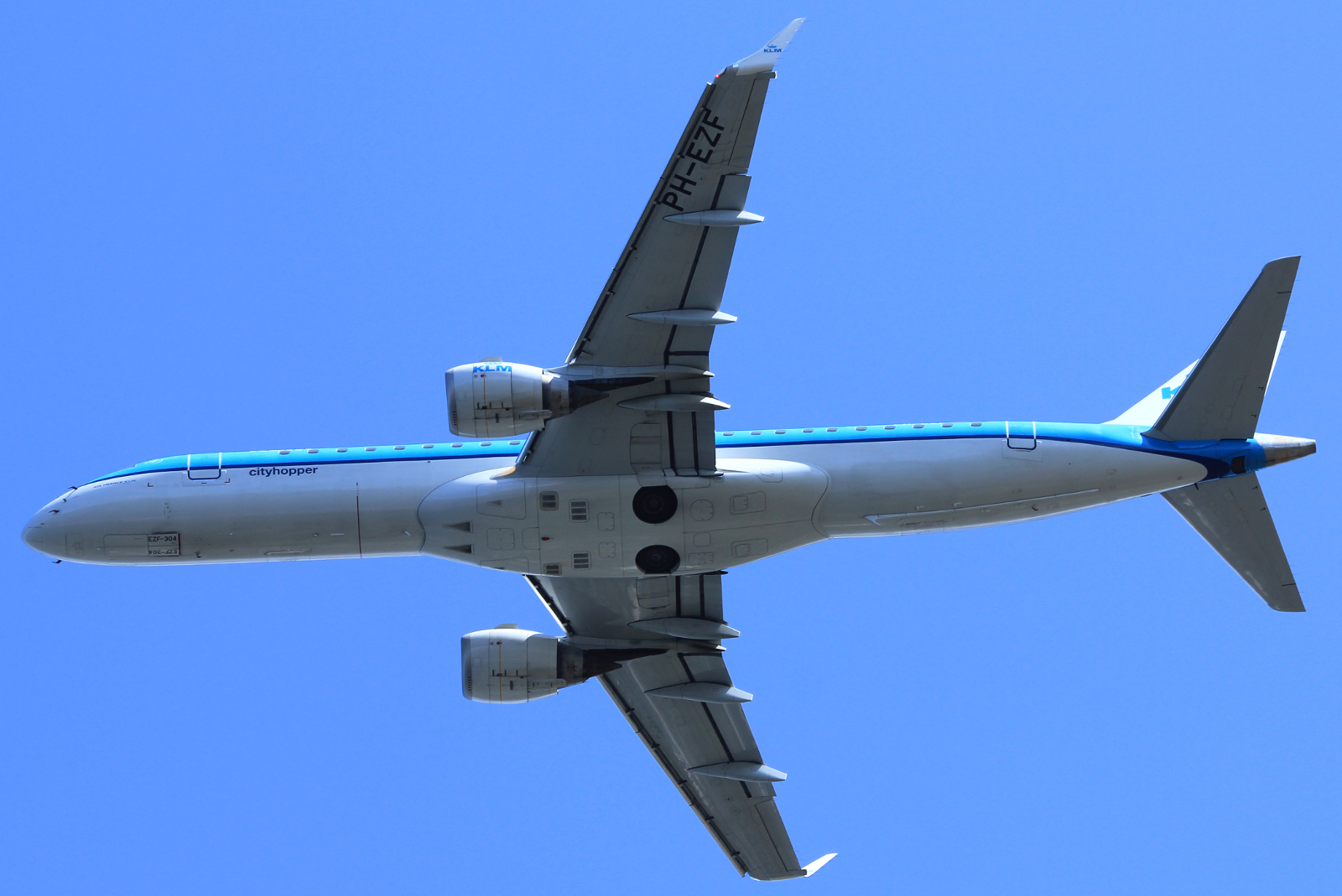 PH-EZF (19000304) Embraer 190-100STD