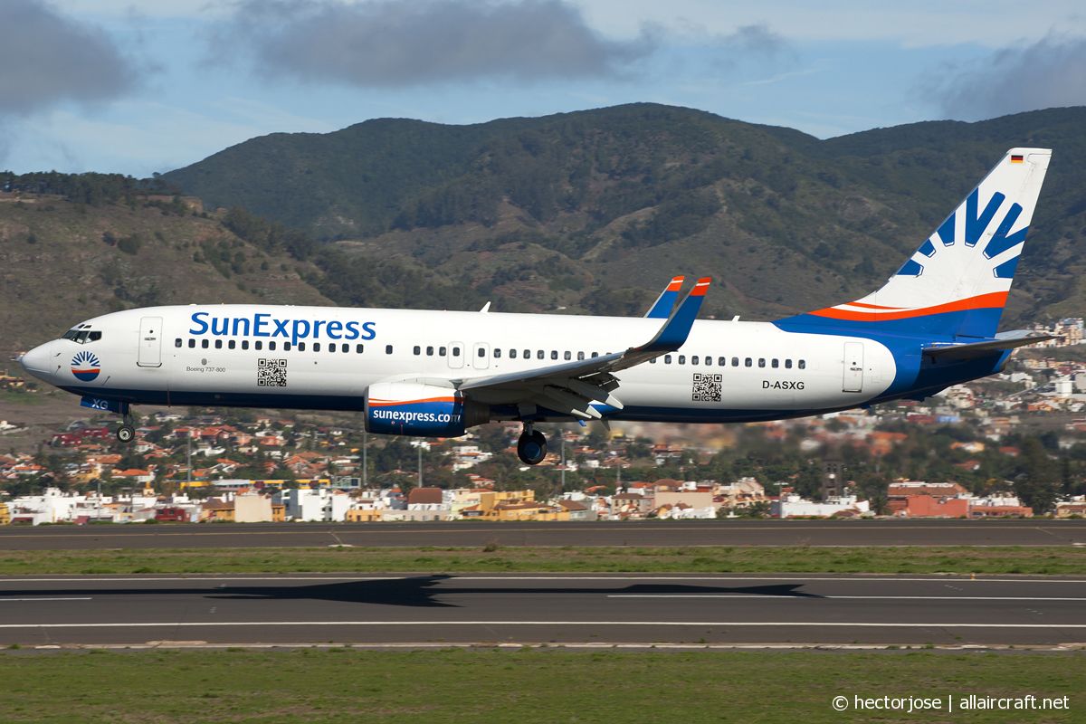 D-ASXG (32366) 2002 Boeing 737-8CX(WL)