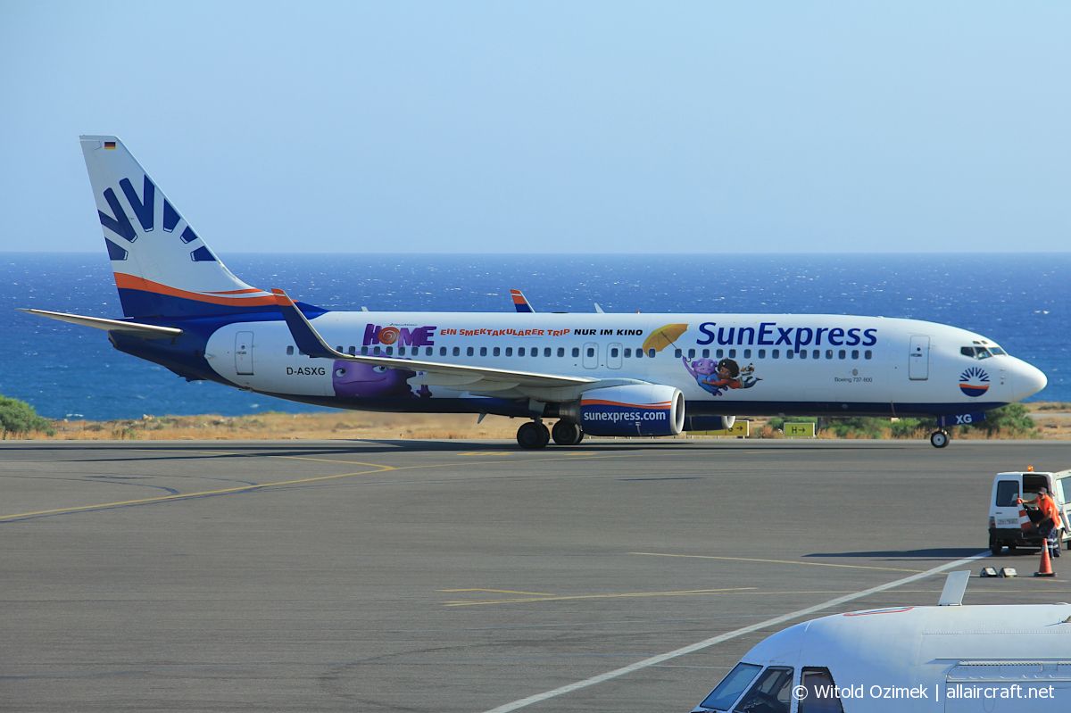 D-ASXG (32366) 2002 Boeing 737-8CX(WL)