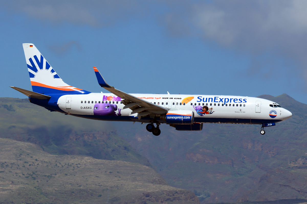 D-ASXG (32366) 2002 Boeing 737-8CX(WL)