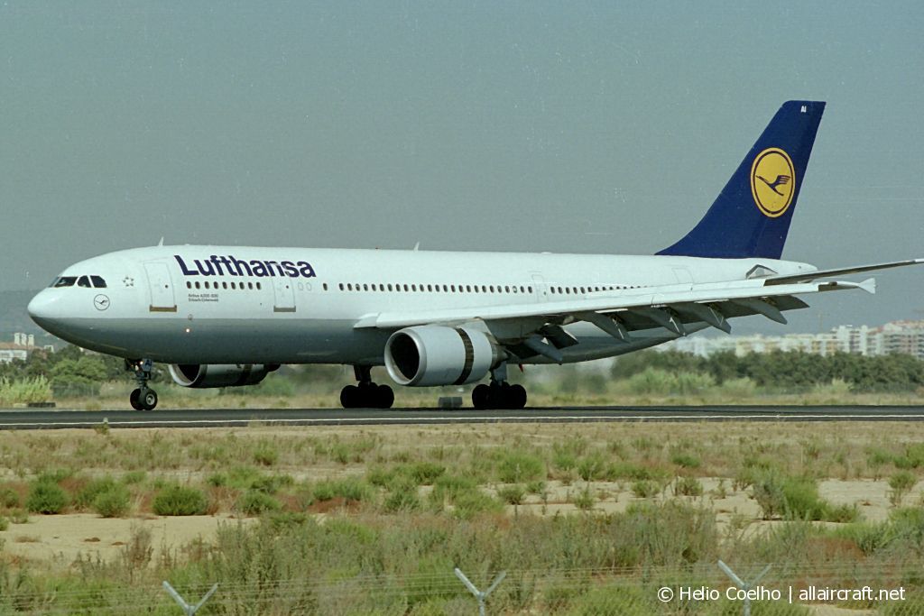 D-AIAI (391) 1987 Airbus A300B4-603