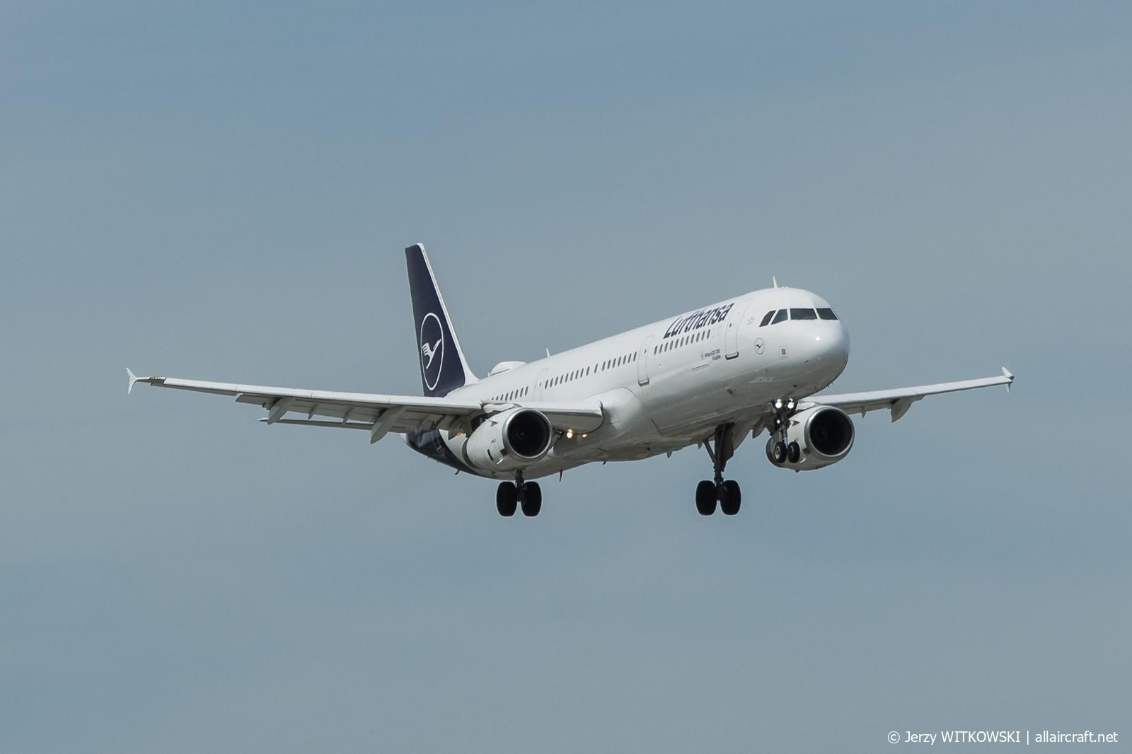 D-AIDL · Airbus A321-231 · (WAW / EPWA)