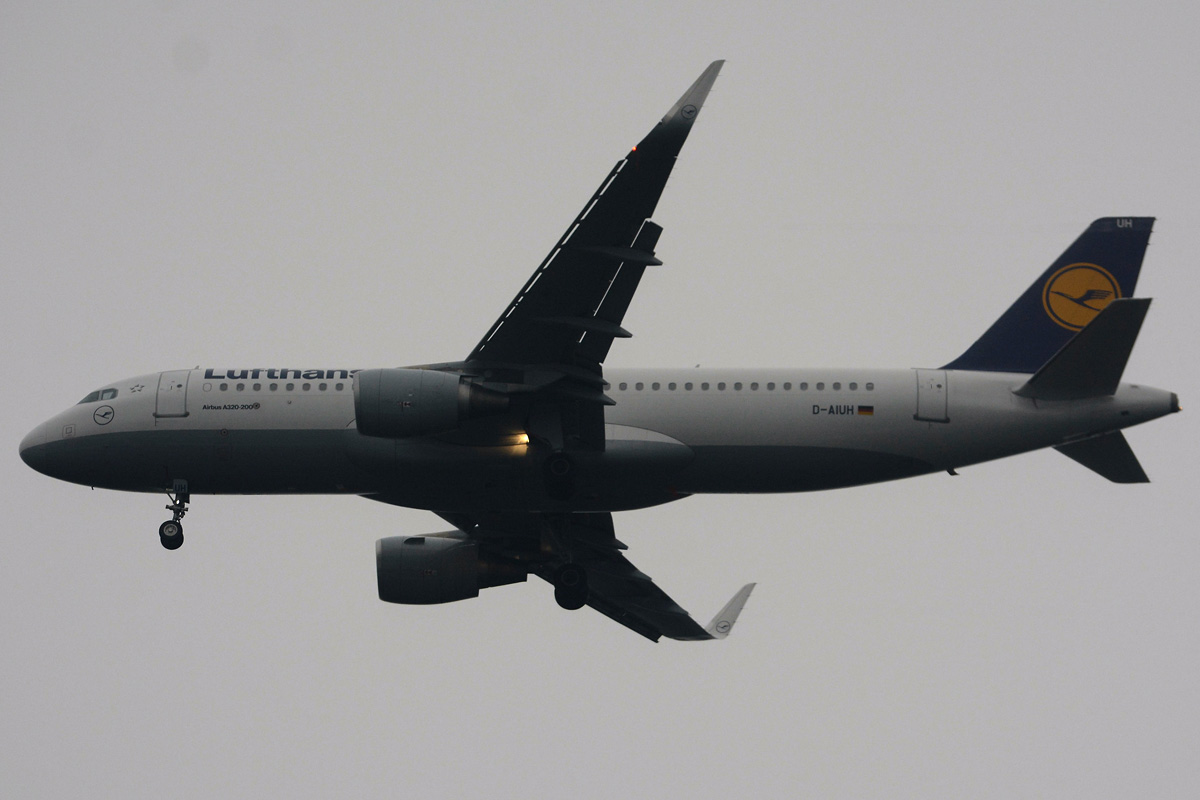 D-AIUH (6225) 2014 Airbus A320-214(WL)