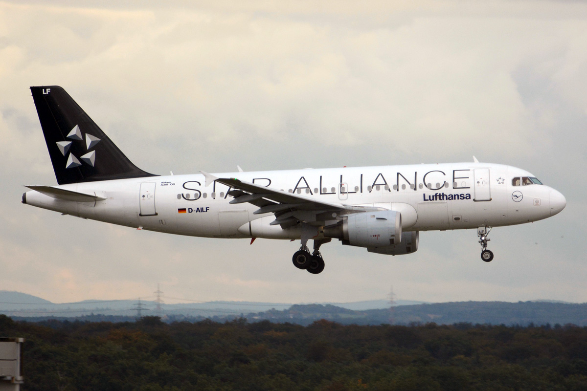 D-AILF (636) 1996 Airbus A319-114