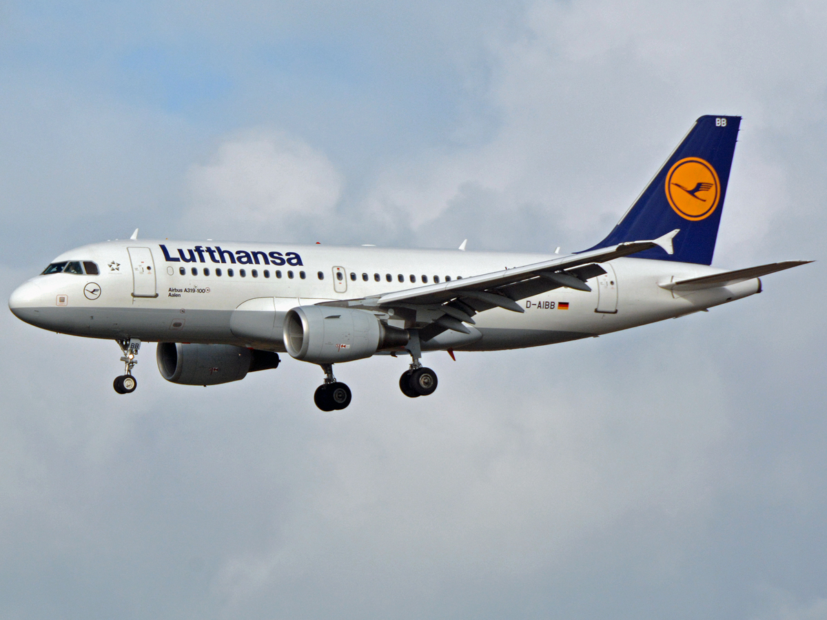 D-AIBB (4182) 2010 Airbus A319-112