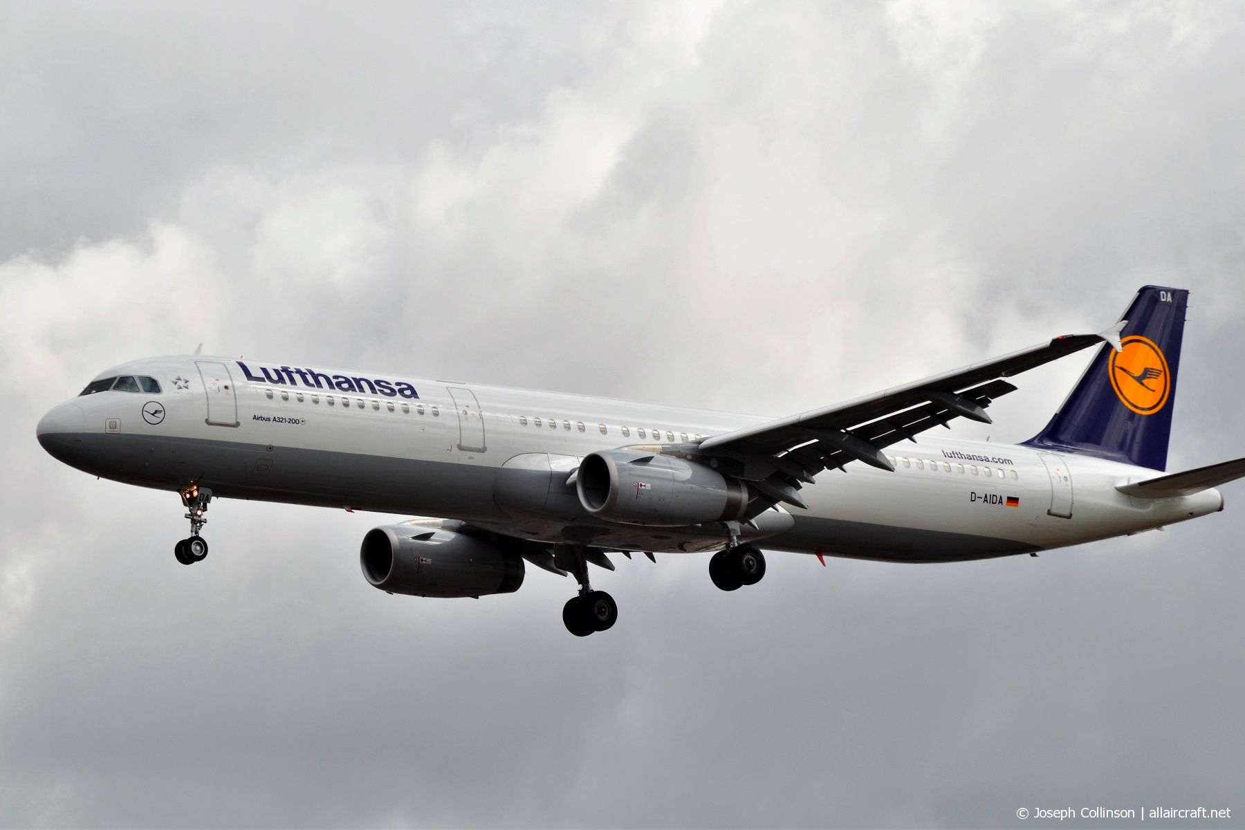 D-AIDA (4360) 2010 Airbus A321-231
