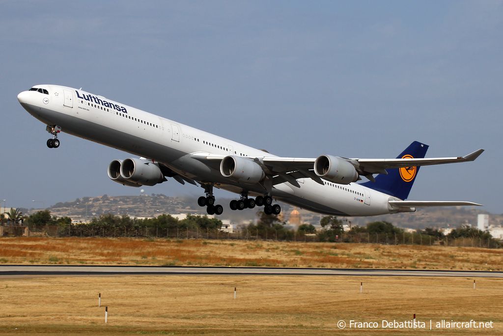 D-AIHW (972) 2008 Airbus A340-642