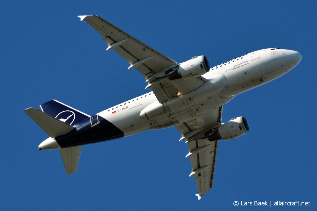 D-AILB (610) 1996 Airbus A319-114