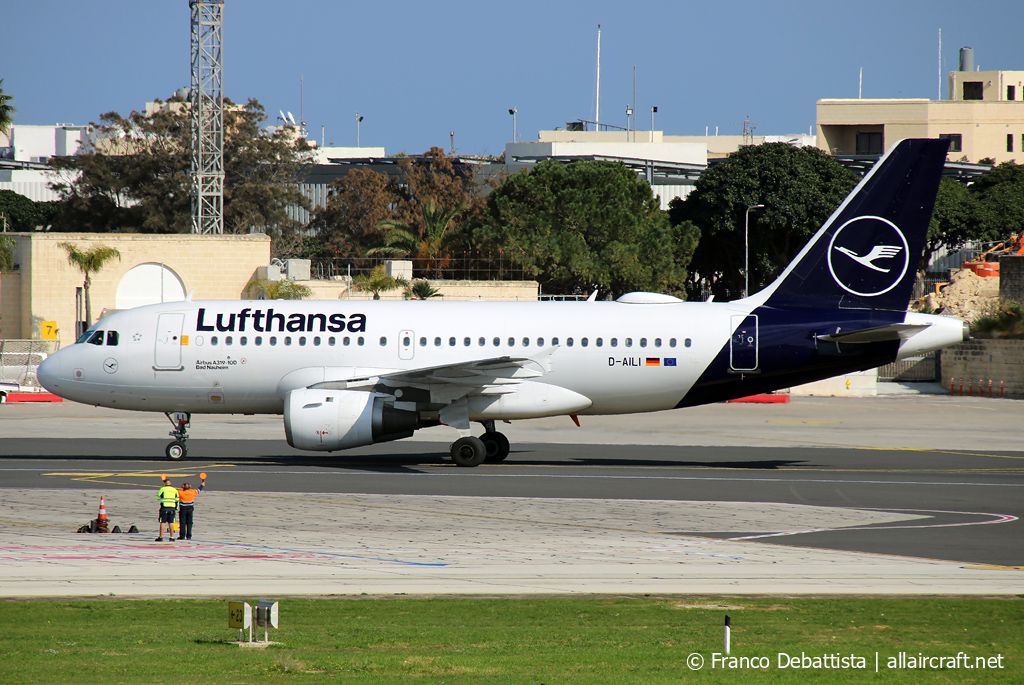 D-AILI (651) 1997 Airbus A319-114