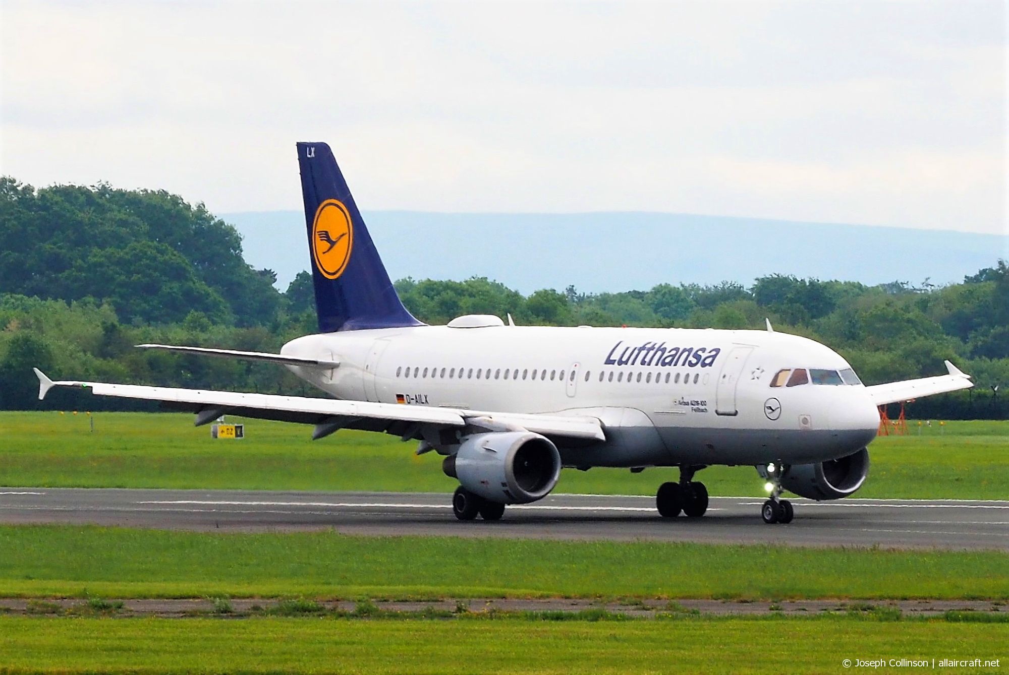 D-AILX (860) 1998 Airbus A319-114