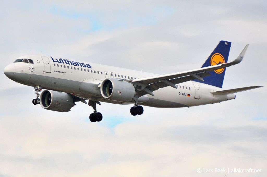 D-AINA (6801) 2015 Airbus A320-271N