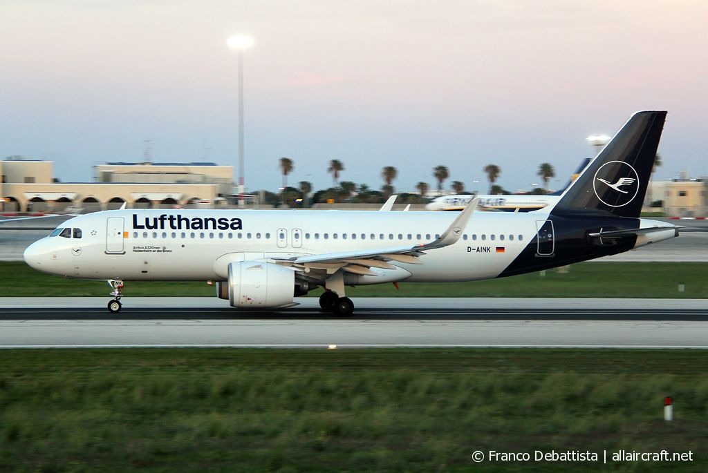 D-AINK (8249) 2018 Airbus A320-271N