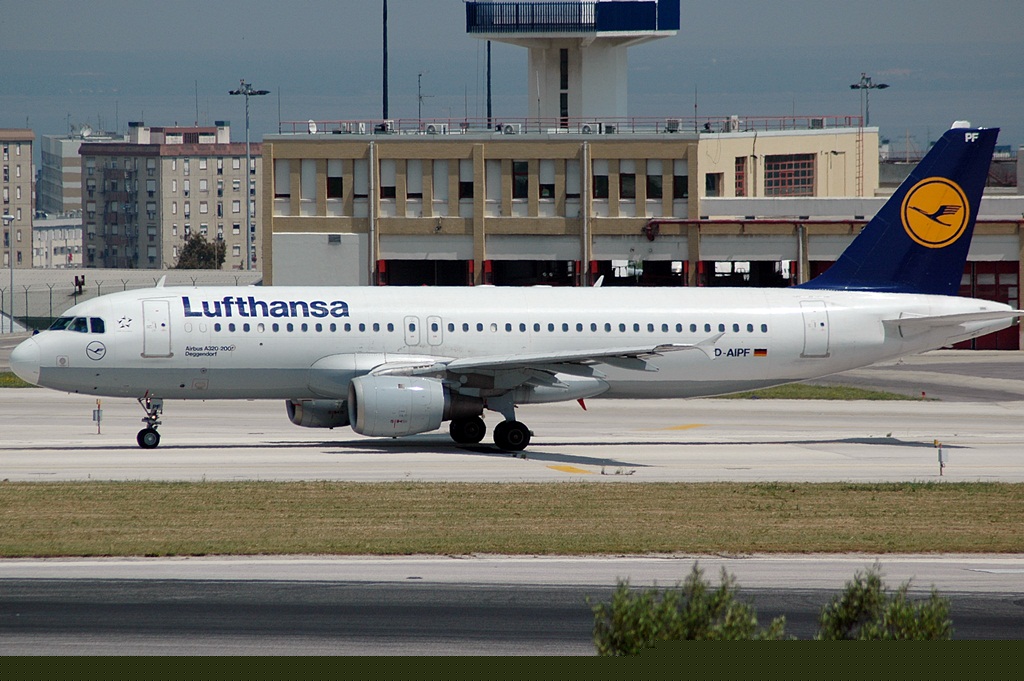 D-AIPF (083) 1989 Airbus A320-211