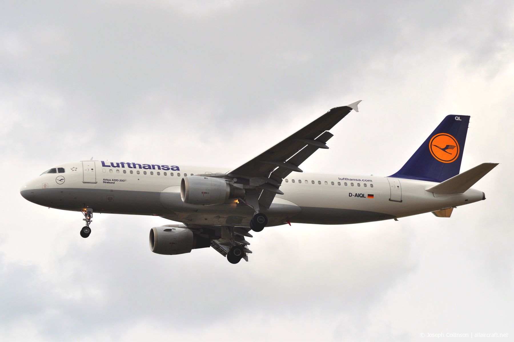 D-AIQL (267) 1991 Airbus A320-211