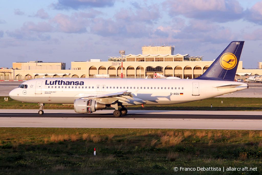 D-AIQU (1365) 2000 Airbus A320-211