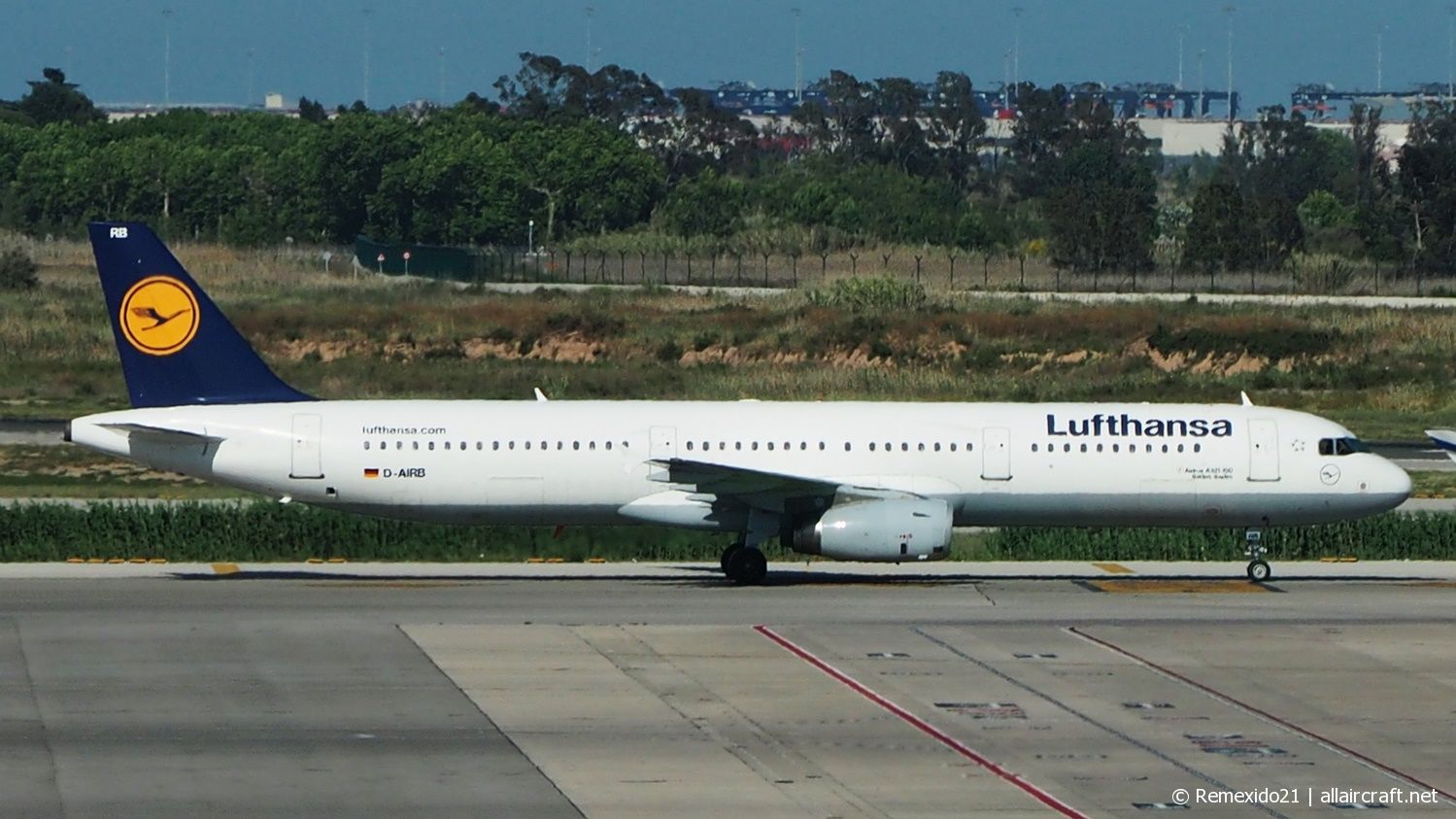 D-AIRB (468) 1993 Airbus A321-131