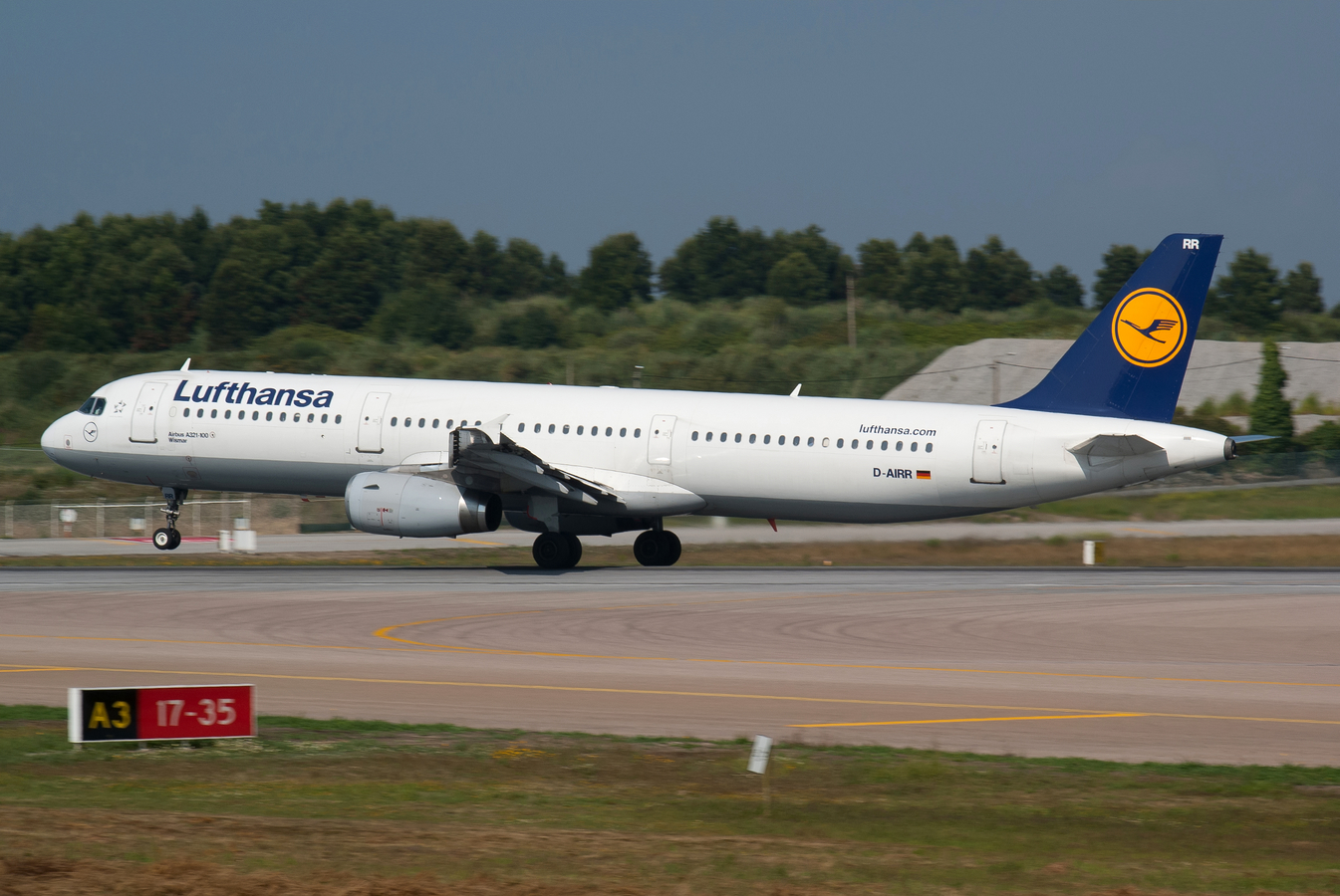D-AIRR (567) 1995 Airbus A321-131