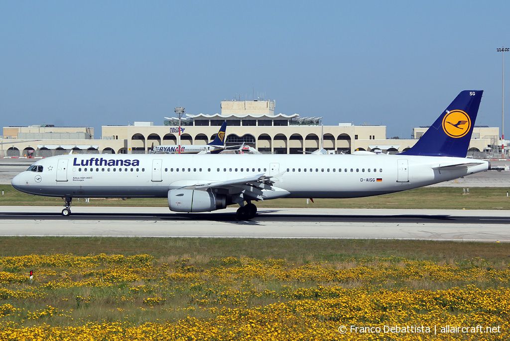 D-AISG (1273) 2000 Airbus A321-231