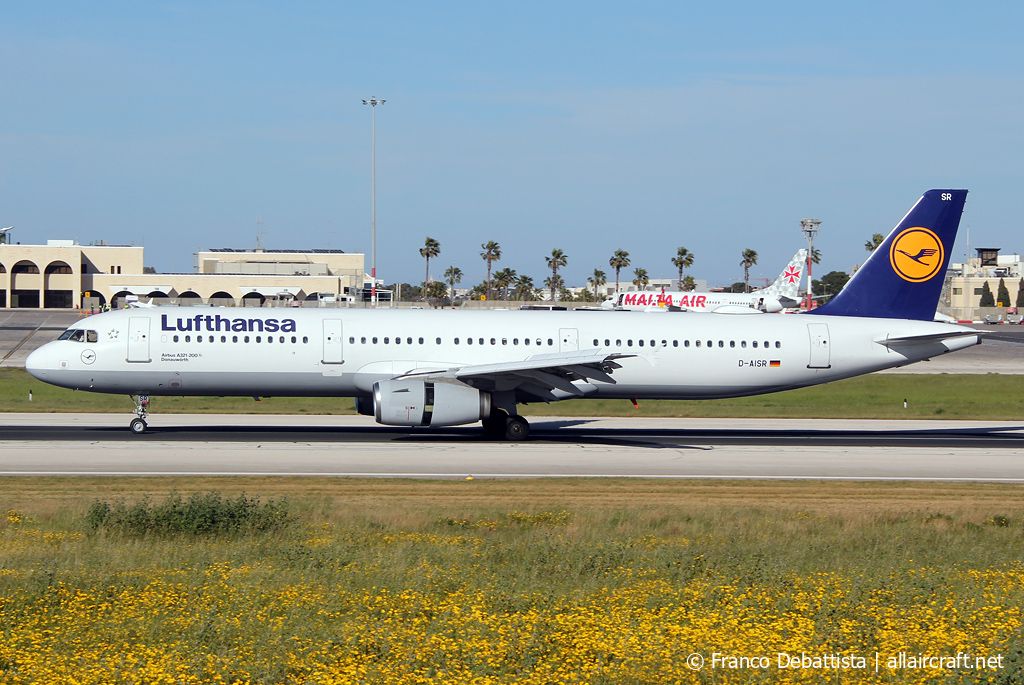 D-AISR (3987) 2009 Airbus A321-231