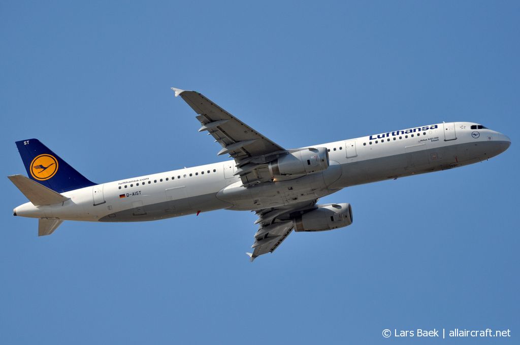 D-AIST (4005) 2009 Airbus A321-231