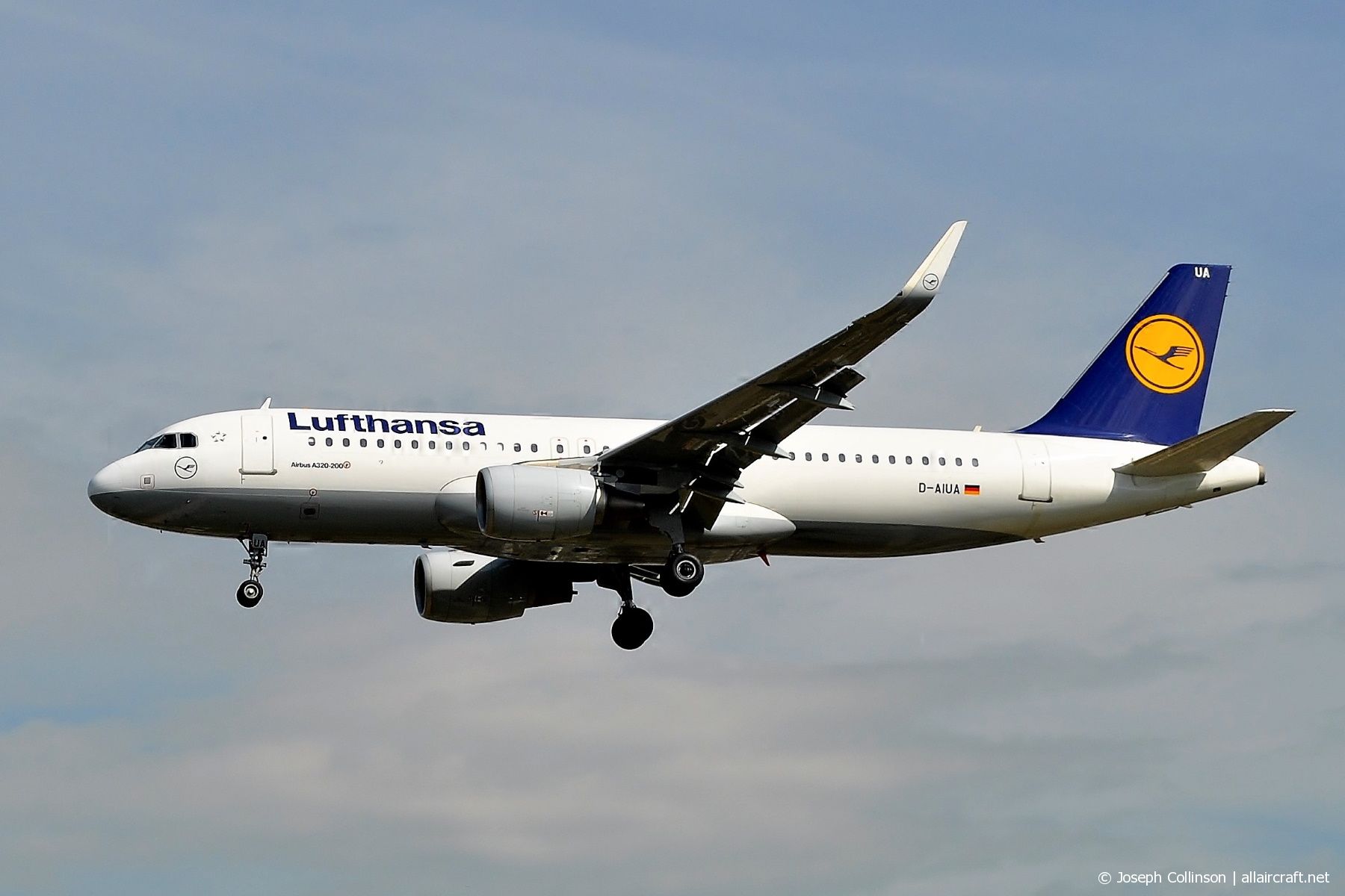 D-AIUA (5935) 2014 Airbus A320-214(WL)
