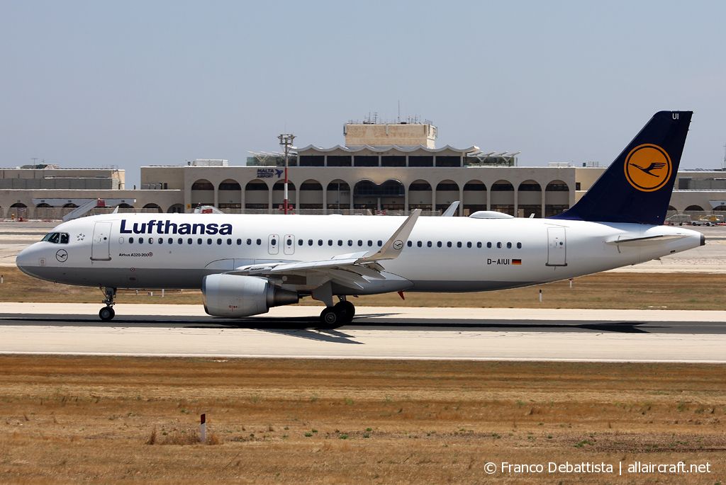 D-AIUI (6265) 2014 Airbus A320-214(WL)