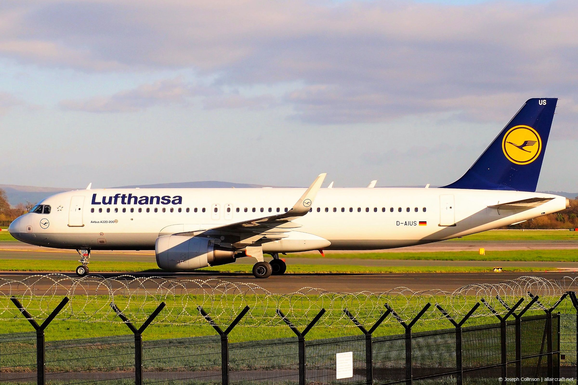 D-AIUS (7024) 2016 Airbus A320-214(WL)